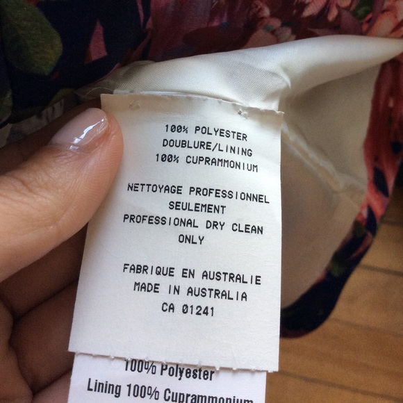 Stunning Camilla and Marc *VECTOR* Dress - Picture 8 of 8